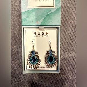 🦚Rush by Denis & Charles Peacock dark blue crystal hanging earrings🦚